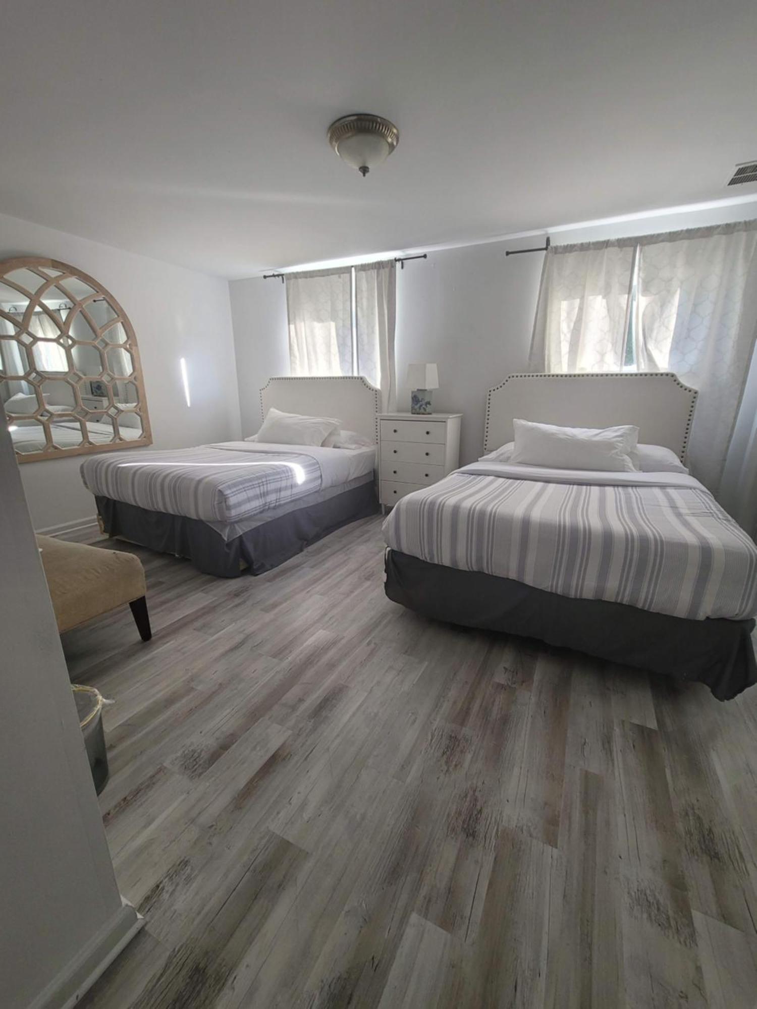 Luxury Apartments 5Queenbed - 20 Min Away Manhattan Джерсі-Сіті Екстер'єр фото