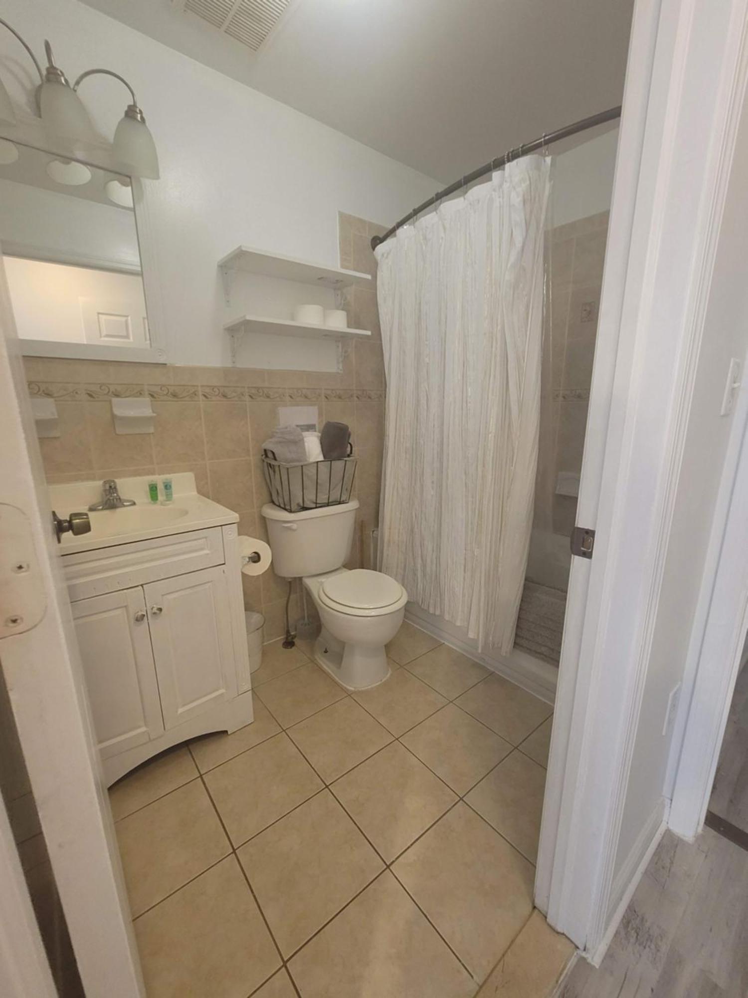 Luxury Apartments 5Queenbed - 20 Min Away Manhattan Джерсі-Сіті Екстер'єр фото