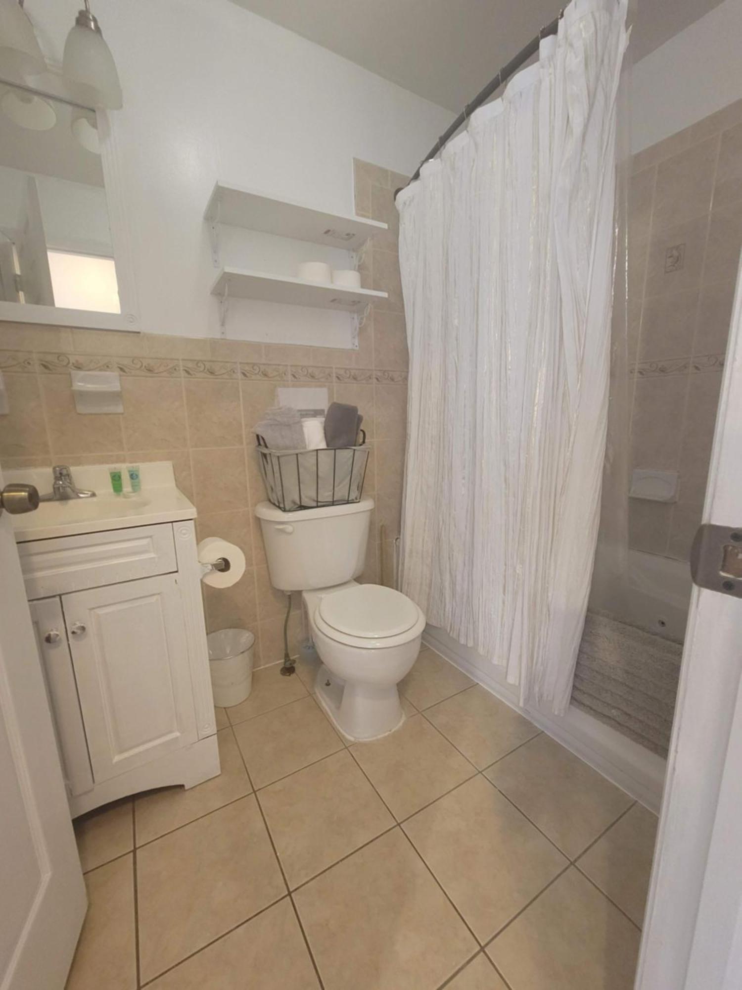 Luxury Apartments 5Queenbed - 20 Min Away Manhattan Джерсі-Сіті Екстер'єр фото