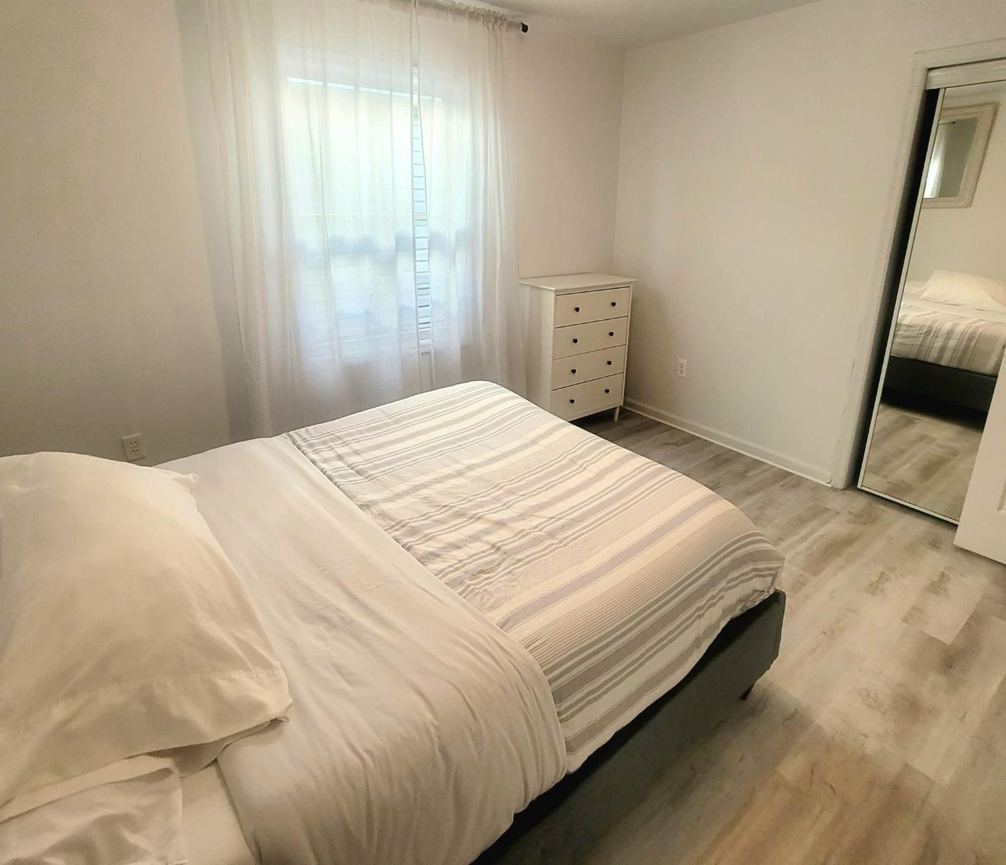 Luxury Apartments 5Queenbed - 20 Min Away Manhattan Джерсі-Сіті Екстер'єр фото