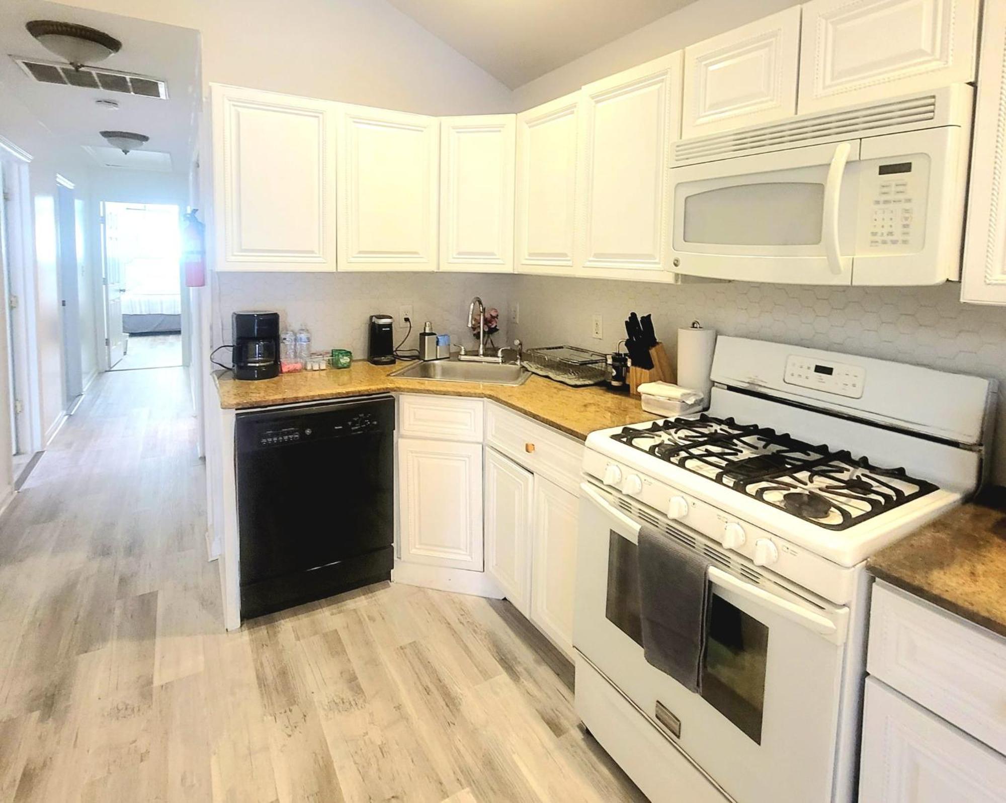 Luxury Apartments 5Queenbed - 20 Min Away Manhattan Джерсі-Сіті Екстер'єр фото