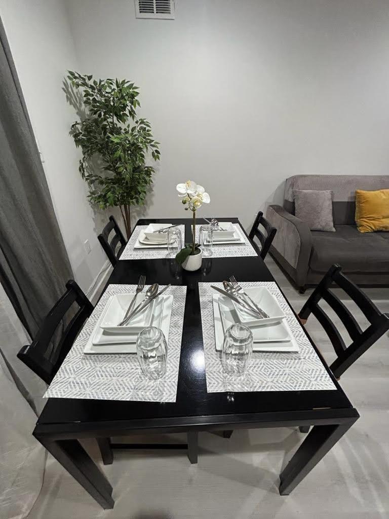 Luxury Apartments 5Queenbed - 20 Min Away Manhattan Джерсі-Сіті Екстер'єр фото