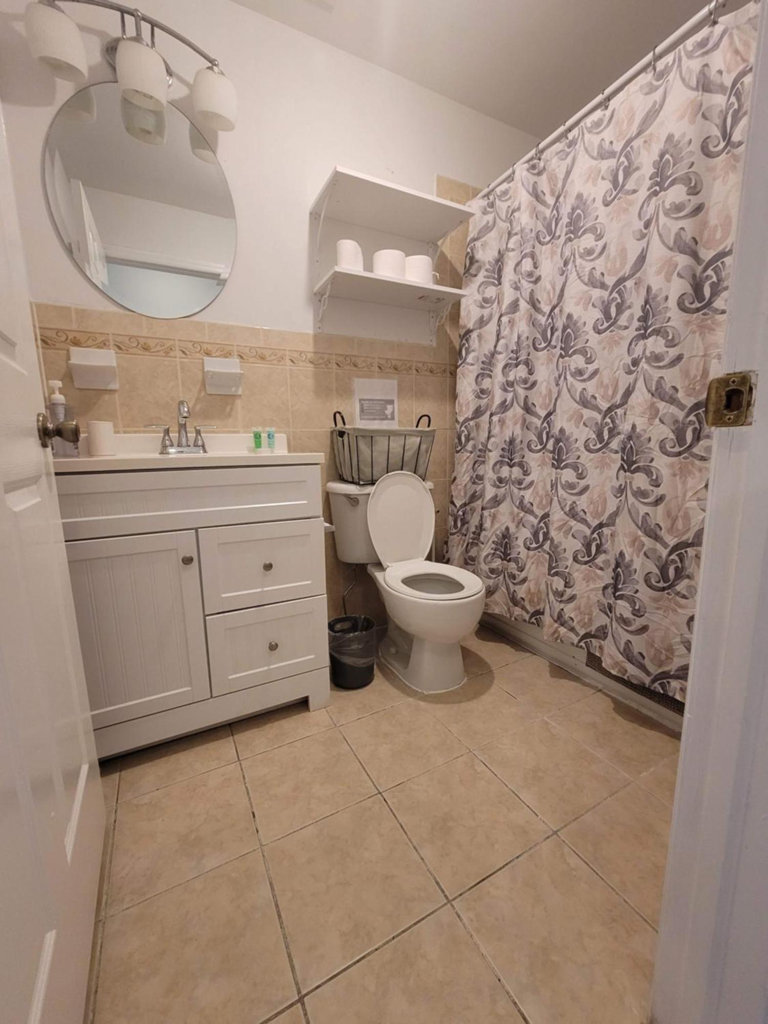 Luxury Apartments 5Queenbed - 20 Min Away Manhattan Джерсі-Сіті Екстер'єр фото